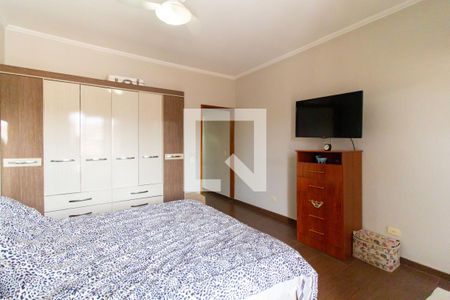 Casa à venda com 212m², 2 quartos e 1 vaga Casa à venda com 212m², 2 quartos e 1 vagaSuíte 02