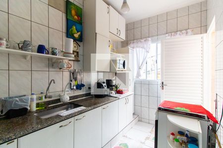 Casa à venda com 212m², 2 quartos e 1 vaga Casa à venda com 212m², 2 quartos e 1 vagaCozinha