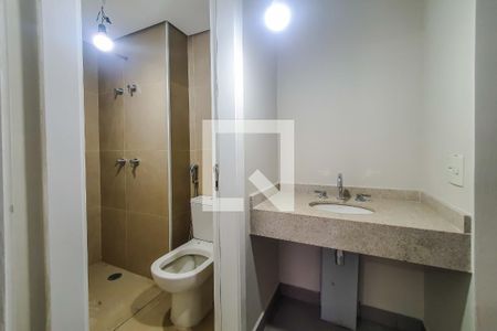 banheiro de apartamento para alugar com 1 quarto, 47m² em Vila Mariana, São Paulo