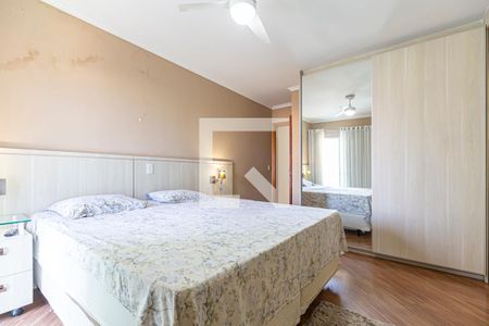 Casa à venda com 243m², 3 quartos e 5 vagas Casa à venda com 243m², 3 quartos e 5 vagasSuite Master