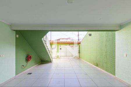 Casa à venda com 243m², 3 quartos e 5 vagas Casa à venda com 243m², 3 quartos e 5 vagasGaragem