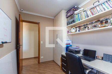 Casa à venda com 243m², 3 quartos e 5 vagas Casa à venda com 243m², 3 quartos e 5 vagasEscritório