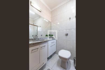 Casa à venda com 243m², 3 quartos e 5 vagas Casa à venda com 243m², 3 quartos e 5 vagasBanheiro da Suite 2