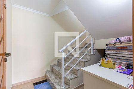 Casa à venda com 243m², 3 quartos e 5 vagas Casa à venda com 243m², 3 quartos e 5 vagasEscada Garagem