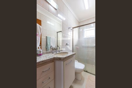 Casa à venda com 243m², 3 quartos e 5 vagas Casa à venda com 243m², 3 quartos e 5 vagasBanheiro da Suite 1