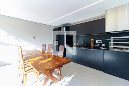 Casa à venda com 399m², 3 quartos e 4 vagas Casa à venda com 399m², 3 quartos e 4 vagasEspaço Gourmet