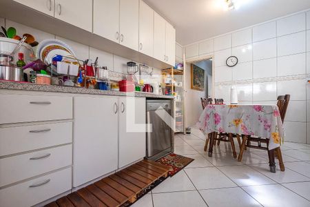 Casa à venda com 149m², 3 quartos e 2 vagas Casa à venda com 149m², 3 quartos e 2 vagasCozinha