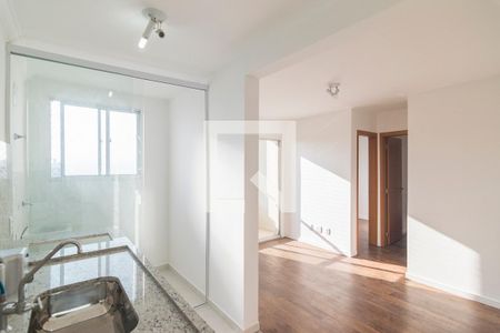 Apartamento para alugar com 51m², 2 quartos e 2 vagas Apartamento para alugar com 51m², 2 quartos e 2 vagasCozinha