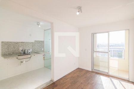 Sala de apartamento para alugar com 2 quartos, 51m² em Utinga, Santo André