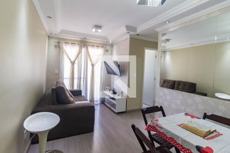 Sala de apartamento para alugar com 2 quartos, 47m² em Quitaúna, Osasco
