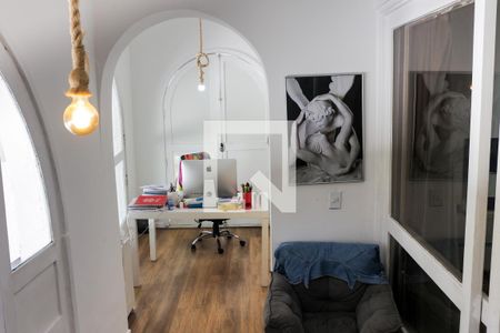 Casa à venda com 875m², 4 quartos e 4 vagas Casa à venda com 875m², 4 quartos e 4 vagasVaranda da Suíte 1