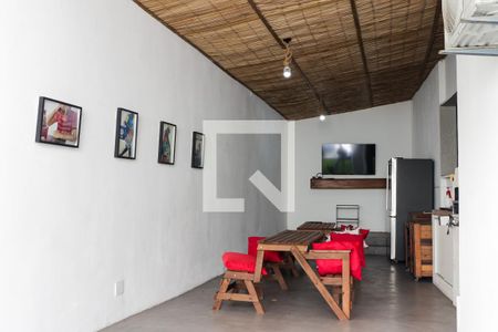 Casa à venda com 875m², 4 quartos e 4 vagas Casa à venda com 875m², 4 quartos e 4 vagasArea Comum