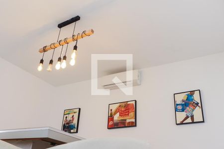 Casa à venda com 875m², 4 quartos e 4 vagas Casa à venda com 875m², 4 quartos e 4 vagasSala de Jantar