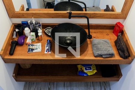 Casa à venda com 875m², 4 quartos e 4 vagas Casa à venda com 875m², 4 quartos e 4 vagasBanheiro da Suíte 2