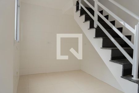 Apartamento à venda com 100m², 2 quartos e 1 vaga Apartamento à venda com 100m², 2 quartos e 1 vagaSala