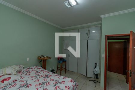 Casa à venda com 449m², 5 quartos e 4 vagas Casa à venda com 449m², 5 quartos e 4 vagasSuite 2