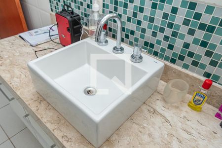 Casa à venda com 449m², 5 quartos e 4 vagas Casa à venda com 449m², 5 quartos e 4 vagasDetalhe Banheiro da Suíte 3