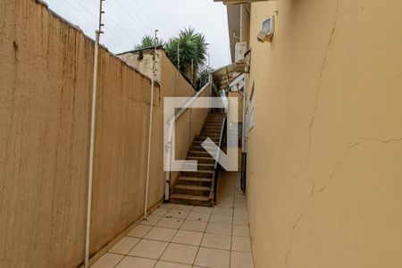 Casa à venda com 449m², 5 quartos e 4 vagas Casa à venda com 449m², 5 quartos e 4 vagasQuintal