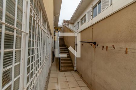 Casa à venda com 449m², 5 quartos e 4 vagas Casa à venda com 449m², 5 quartos e 4 vagasQuintal
