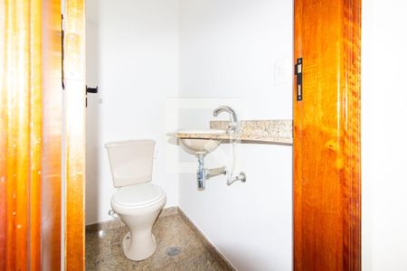 Casa de condomínio à venda com 83m², 3 quartos e 3 vagas Casa de condomínio à venda com 83m², 3 quartos e 3 vagasLavabo