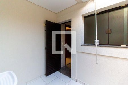 Casa de condomínio à venda com 83m², 3 quartos e 3 vagas Casa de condomínio à venda com 83m², 3 quartos e 3 vagasÁrea de Serviço