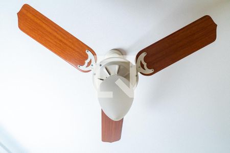 Casa à venda com 155m², 4 quartos e 2 vagas Casa à venda com 155m², 4 quartos e 2 vagasQuarto 1 Detalhe