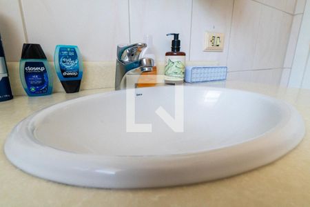 Casa à venda com 155m², 4 quartos e 2 vagas Casa à venda com 155m², 4 quartos e 2 vagasBanheiro Social Detalhe