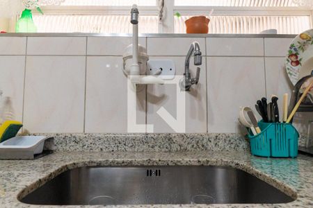 Casa à venda com 155m², 4 quartos e 2 vagas Casa à venda com 155m², 4 quartos e 2 vagasCozinha Detalhe