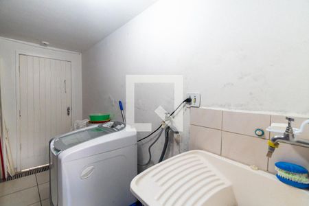 Casa à venda com 155m², 4 quartos e 2 vagas Casa à venda com 155m², 4 quartos e 2 vagasÁrea de Serviço