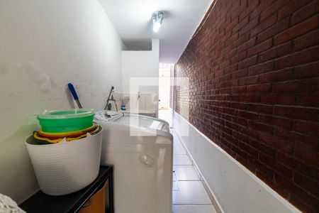 Casa à venda com 155m², 4 quartos e 2 vagas Casa à venda com 155m², 4 quartos e 2 vagasÁrea de Serviço