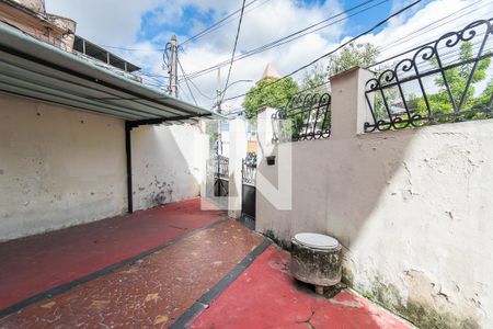 Apartamento à venda com 74m², 2 quartos e 1 vaga Apartamento à venda com 74m², 2 quartos e 1 vagaVaranda