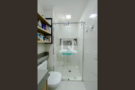 Apartamento à venda com 77m², 2 quartos e 1 vagaBanheiro da Suíte