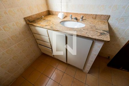 Apartamento à venda com 170m², 3 quartos e 2 vagas Apartamento à venda com 170m², 3 quartos e 2 vagasBanheiro - Pia