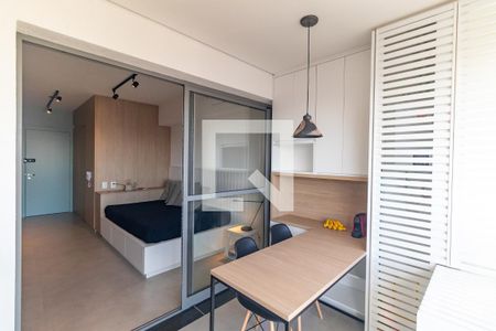 Studio - Varanda de kitnet/studio para alugar com 1 quarto, 30m² em Pinheiros, São Paulo