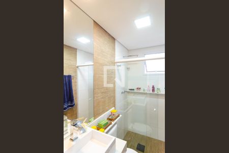 Apartamento à venda com 59m², 2 quartos e 1 vaga Apartamento à venda com 59m², 2 quartos e 1 vagaBanheiro da Suíte