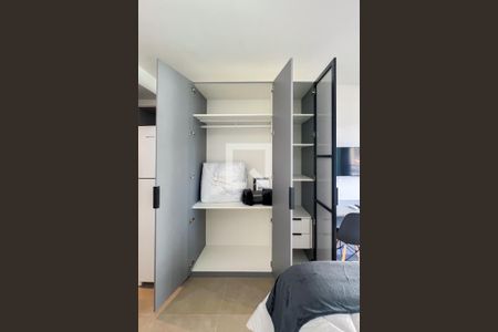 Studio  de kitnet/studio para alugar com 1 quarto, 24m² em Indianópolis, São Paulo