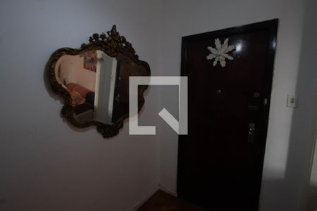 Apartamento à venda com 110m², 3 quartos e sem vaga Apartamento à venda com 110m², 3 quartos e sem vagaHall de entrada