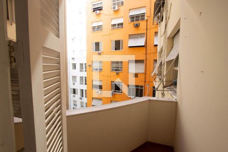 Apartamento à venda com 110m², 3 quartos e sem vaga Apartamento à venda com 110m², 3 quartos e sem vagaVaranda