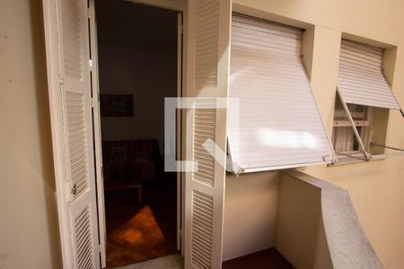 Apartamento à venda com 110m², 3 quartos e sem vaga Apartamento à venda com 110m², 3 quartos e sem vagaVaranda