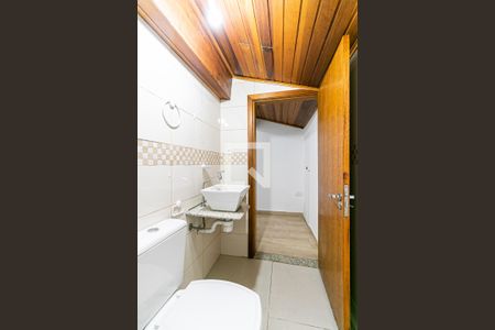 Casa à venda com 150m², 3 quartos e 2 vagas Casa à venda com 150m², 3 quartos e 2 vagasSótão - Banheiro da Suíte