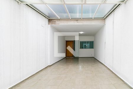 Casa à venda com 150m², 3 quartos e 2 vagas Casa à venda com 150m², 3 quartos e 2 vagasGaragem