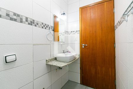 Casa à venda com 150m², 3 quartos e 2 vagas Casa à venda com 150m², 3 quartos e 2 vagasBanheiro