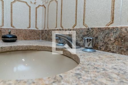 Apartamento à venda com 317m², 3 quartos e 2 vagas Apartamento à venda com 317m², 3 quartos e 2 vagasLavabo