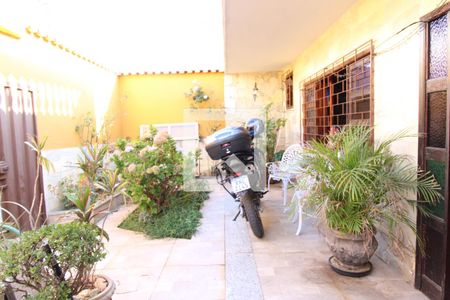 Casa à venda com 332m², 4 quartos e 1 vagaGaragem