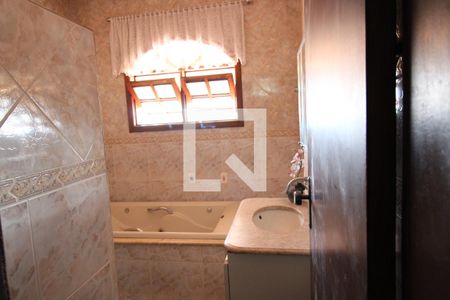 Casa à venda com 332m², 4 quartos e 1 vagaBanheiro da Suíte 3