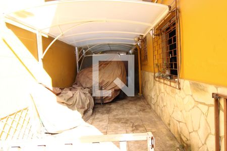 Casa à venda com 332m², 4 quartos e 1 vagaCorredor