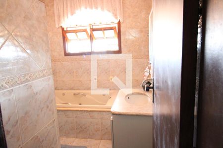 Casa à venda com 332m², 4 quartos e 1 vagaBanheiro da Suíte 3