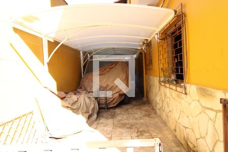 Casa à venda com 332m², 4 quartos e 1 vagaCorredor