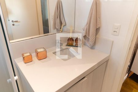 Apartamento à venda com 397m², 4 quartos e 3 vagasBanheiro da Suíte 4