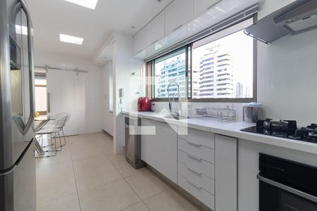 Apartamento à venda com 397m², 4 quartos e 3 vagasCozinha